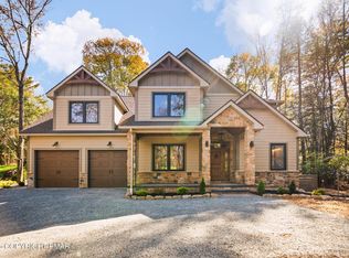 234 Tanglewood Dr, Pocono Pines, PA
