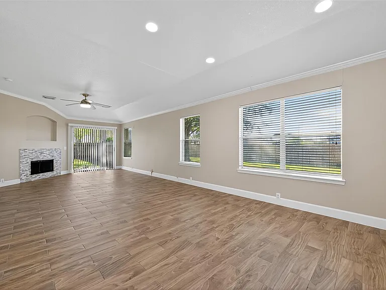 21215 Barker Canyon Ln — Photo 15