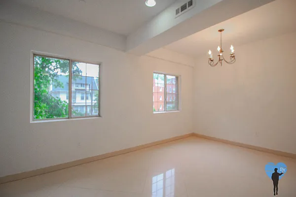 Rented by Next Door Realty NYC | media 9