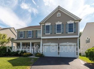 531 Shoemaker Dr, Fountainville, PA 18923