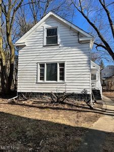 493 Bacon Ave, Akron, OH, 44320