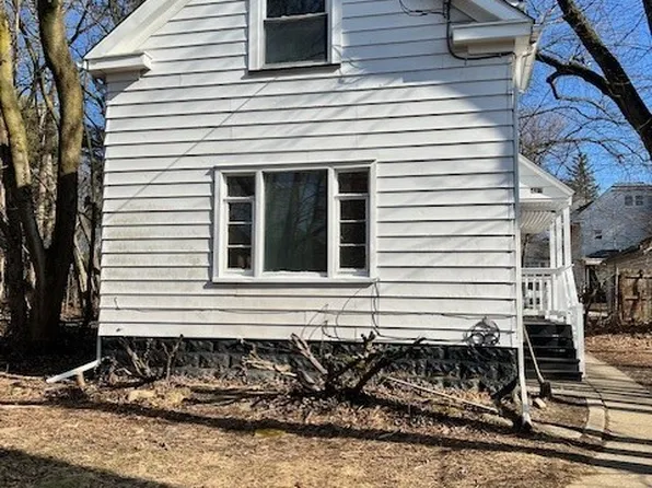 493 Bacon Ave, Akron, OH 44320