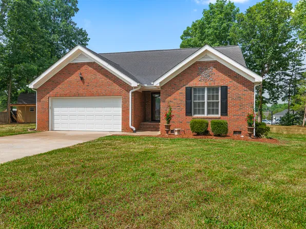 1004 Oak Ridge Ct, Burlington, NC 27217