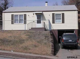 4018 Corby St, Omaha, NE 68111