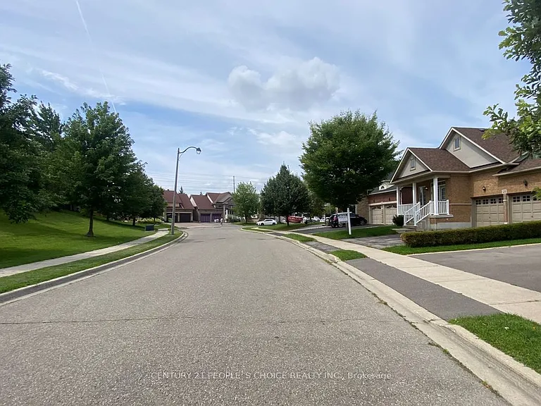 21 Trailside Walk — Photo 4