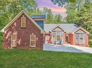 641 Scales Rd, Suwanee, GA 30024