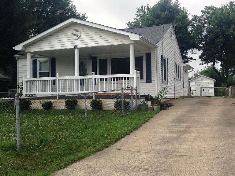 1st image of 708 Hardin St