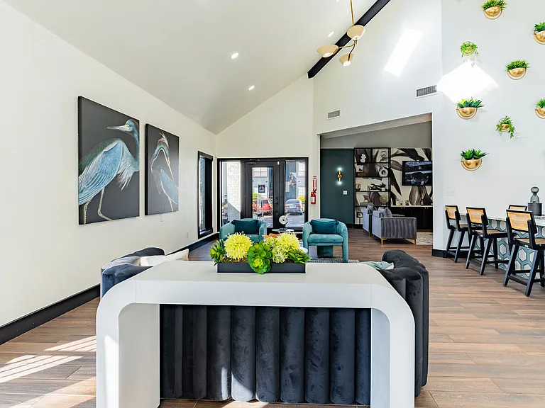 Ronan Apartment Homes — Photo 30