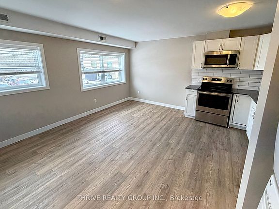 3rd image of 1277 Commissioners Rd W #202