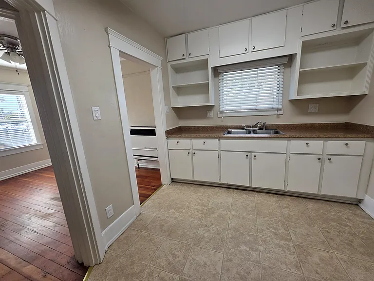 521 N Pomona Ave #3 — Photo 8