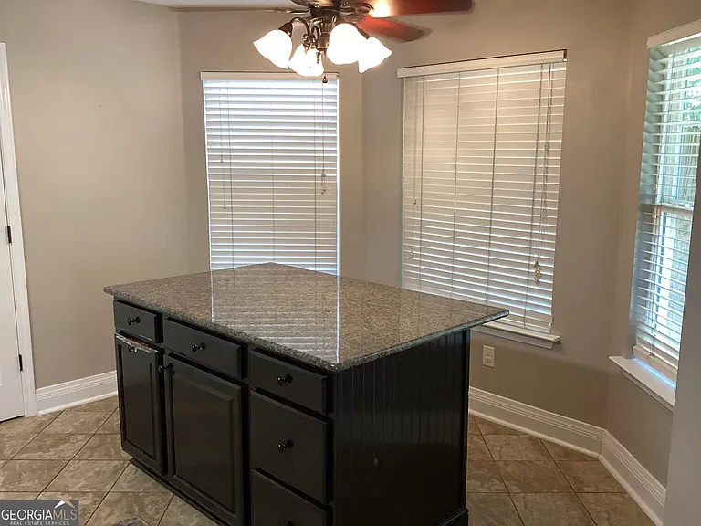 365 Creekside Dr — Photo 26