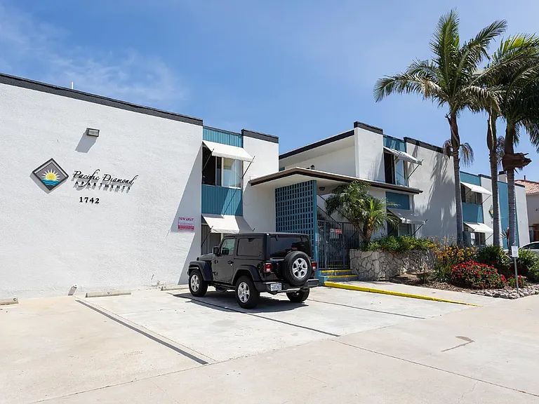 1742 Diamond St #5 — Photo 14