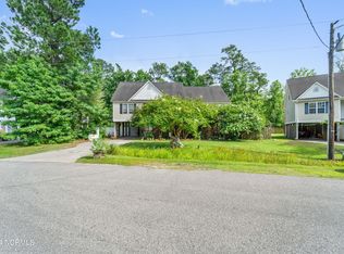 437 Motts Creek Rd, Wilmington, NC 28412