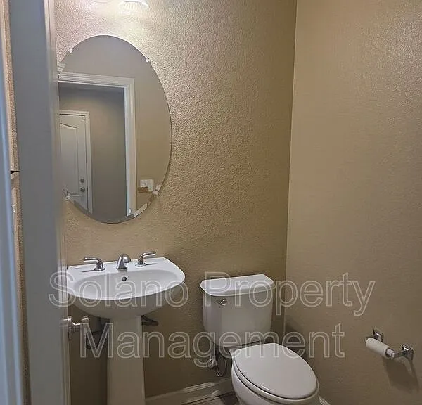 Antiquity Cir — Photo 10