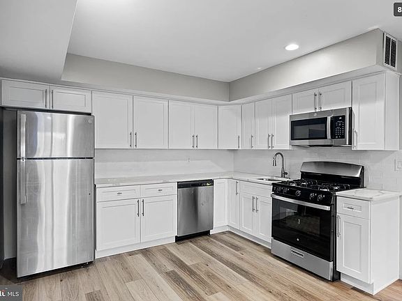 5th image of 407 Shelby Ct