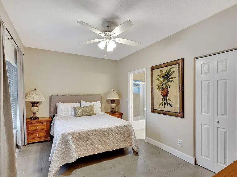13814 Yarmouth Dr — Photo 6