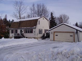 11 Sprague St, Malone, NY 12953