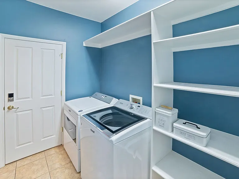 603 Brookline Loop — Photo 17