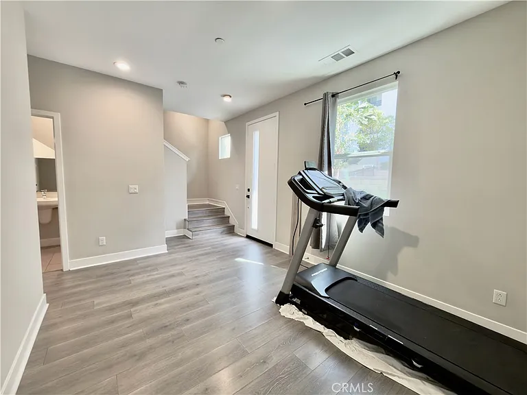 977 E Mason Ln #116 — Photo 8