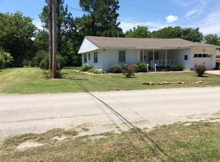 315 N Broadway St E, Skiatook, OK 74070