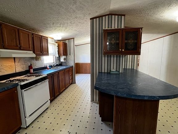 2nd image of 119 Harold Dr