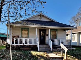 1916 S 12th St, Saint Joseph, MO 64503
