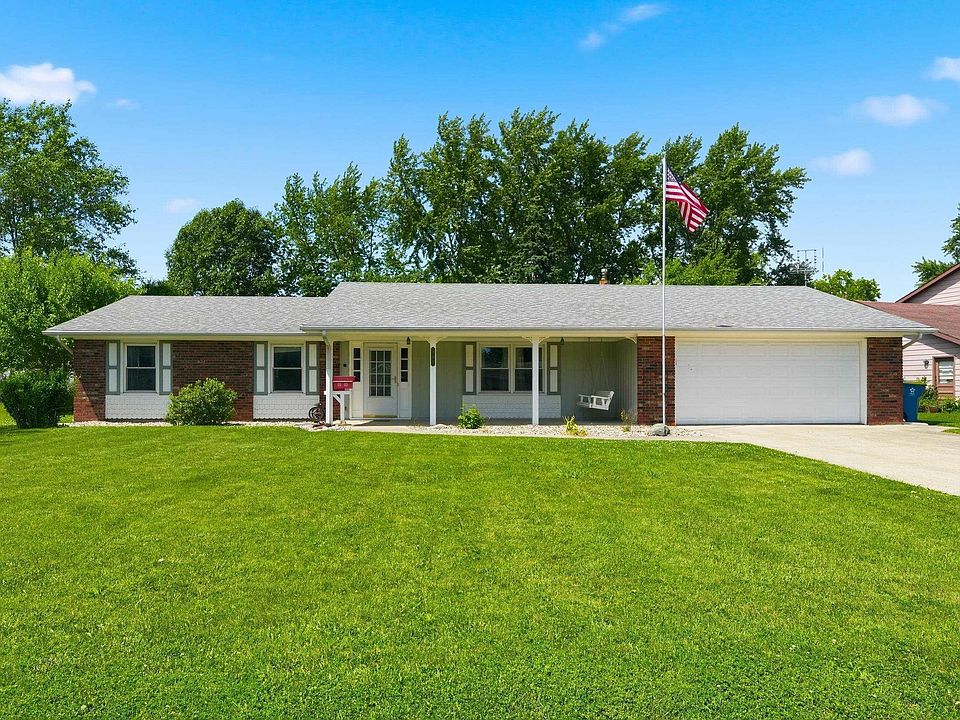 1st image of 704 Brentwood Cir
