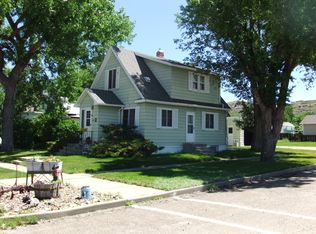 123 S Taylor Ave, Glendive, MT 59330