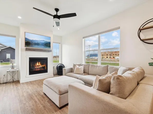 610 Stillwater Rd, Kalispell, MT 59901