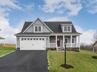 136 Tomasville Dr, Waynesboro, VA 22980