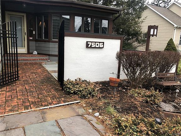 2nd image of 7506 Spectrum Way