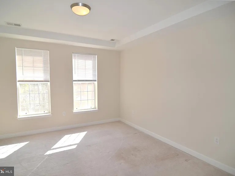 600 Edelen Station Pl #7301 — Photo 13