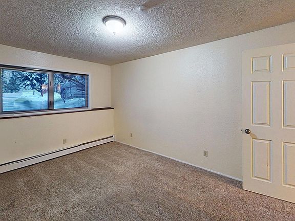 3rd image of 4921 Dartmouth Dr APT 12