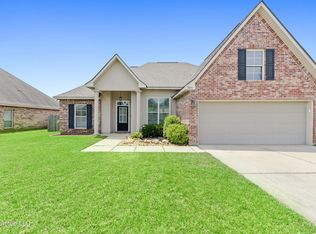 709 Malpass Landing Dr, Biloxi, MS 39532