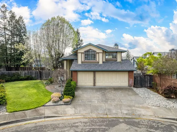 9521 Sheffield Court, Windsor, CA 95492