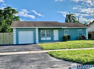 9580 Richmond Cir, Boca Raton, FL 33434