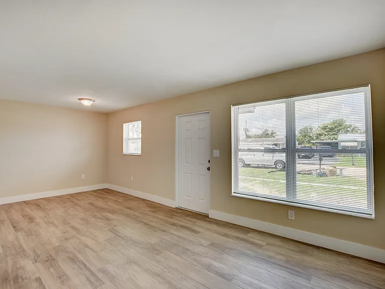 9188 Birmingham Dr — Photo 5