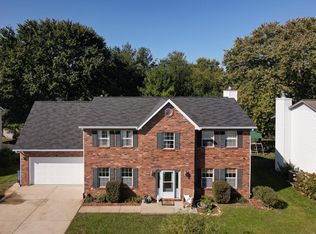 9 Huntwood Ct, Swansea, IL 62226
