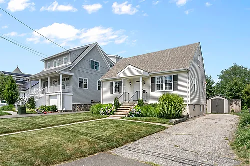 303 Lalley Blvd Photo 1