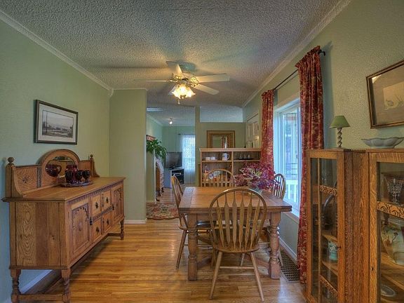 4th image of 4605 S 168th St