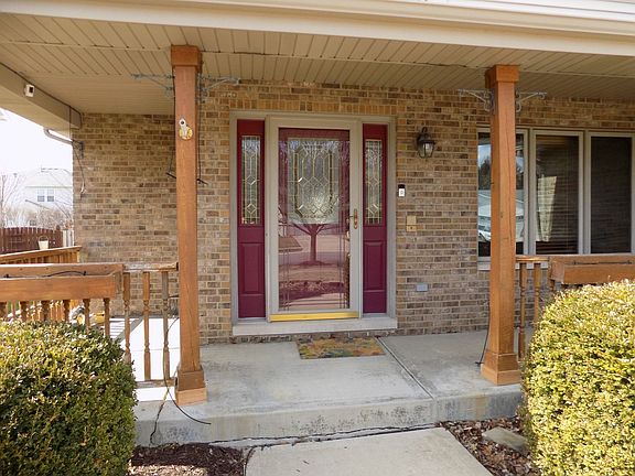 3rd image of 1217 Callaway Dr N