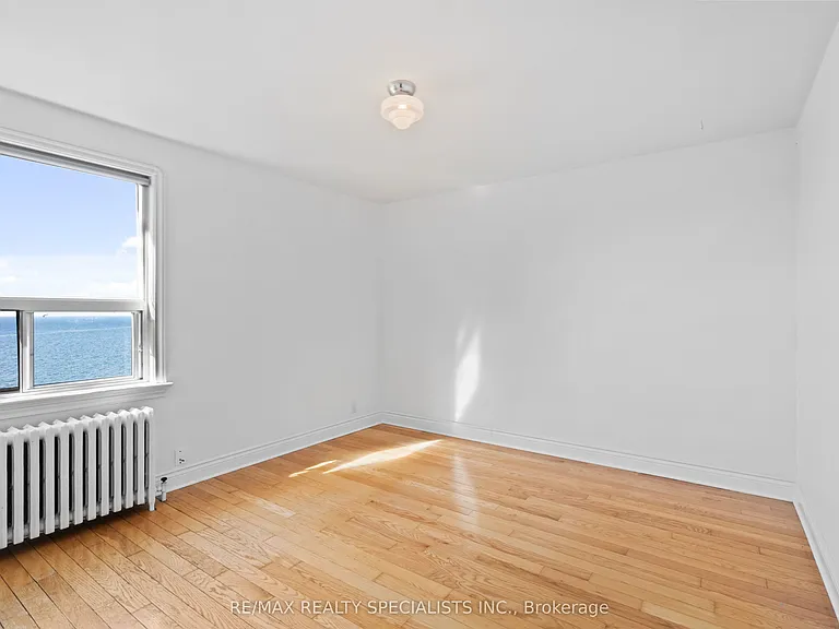 2697 Lake Shore Blvd W #25 — Photo 23