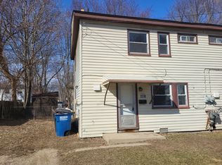 2310 Deerfield Ct, Westland, MI 48186