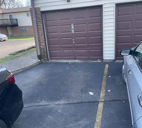 3rd image of 2192 Lincoln Ave