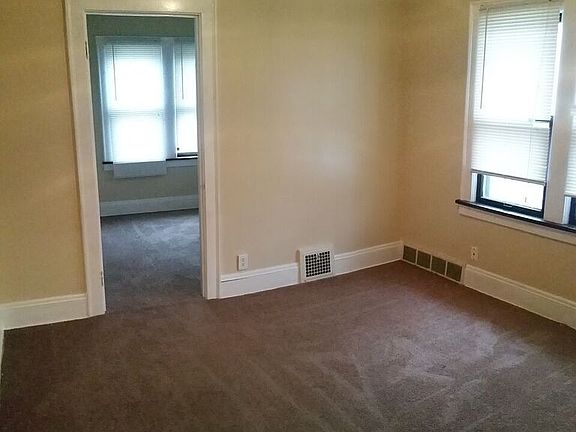 3rd image of 5311 Vandalia Ave