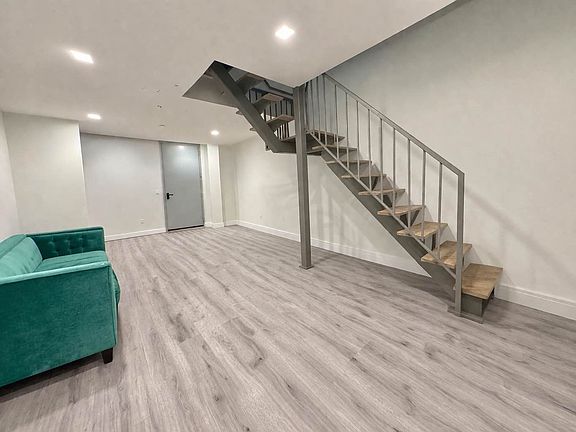 5th image of 69 Stockholm St APT 1R