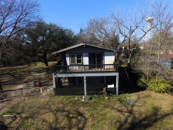 242 Club Park Ct, East Tawakoni, TX 75472