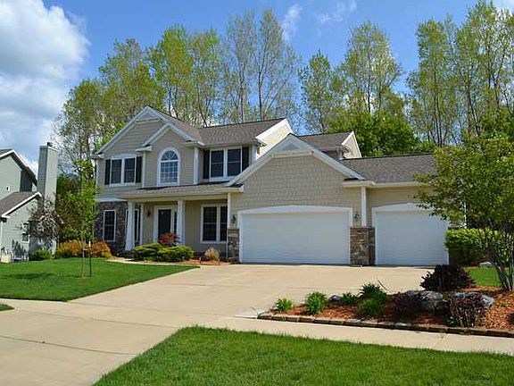 2nd image of 2103 E Isaac Ln