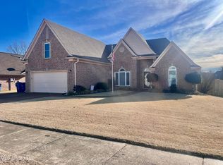 6261 Ivy Trails Dr, Olive Branch, MS 38654