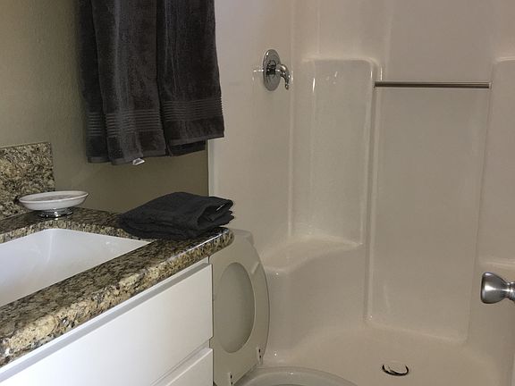 5th image of 16264 Molino Dr